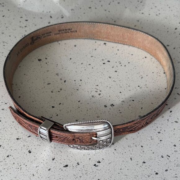 Justin Brown Leather Belt Silver-Tone Buckle USA Flag Western Embossed Size 34 - Picture 10 of 13